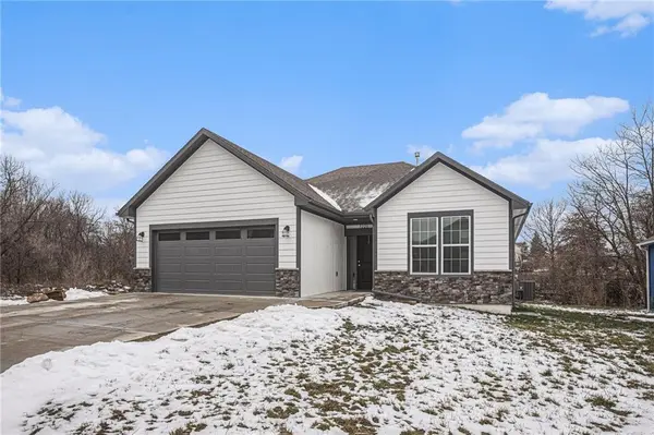 3228 N 114th ST, Kansas City, KS 66109