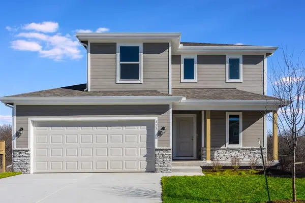823 Shane CT, Belton, MO 64012