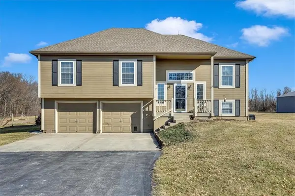 521 NW 1891st RD, Kingsville, MO 64061