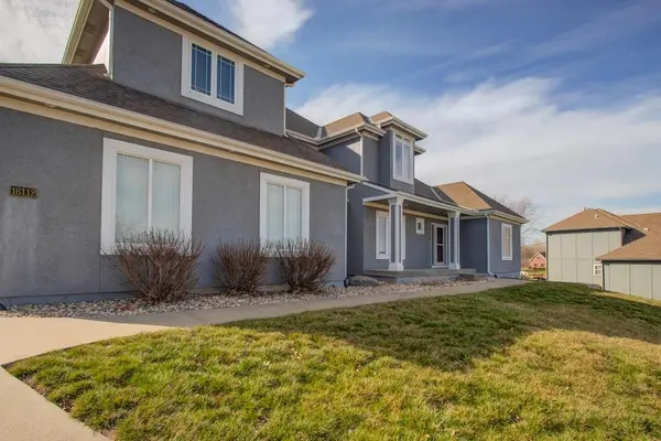16112 Louisville CT, Belton, MO 64012