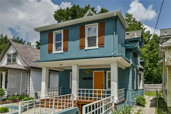 1210 W 41st ST, Kansas City, MO 64111