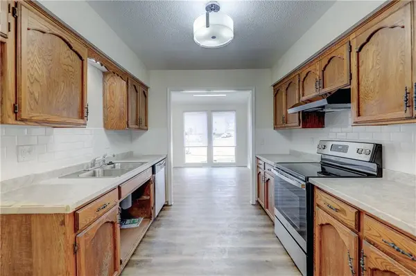 309-324 NE Cedar CT, Blue Springs, MO 64014