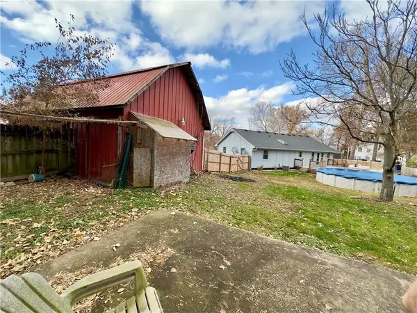 2409 Cherry DR, Oak Grove, MO 64075