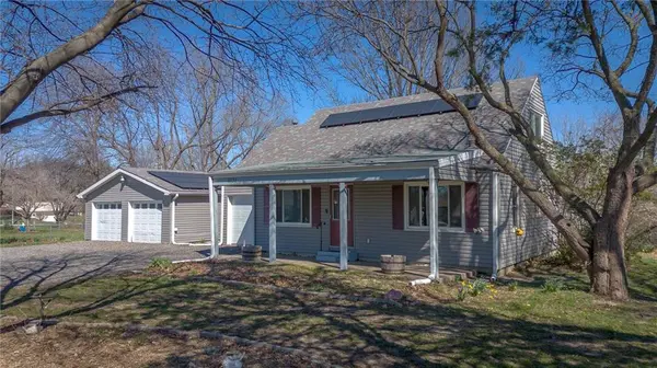 11131 N Oak Trafficway, Kansas City, MO 64155