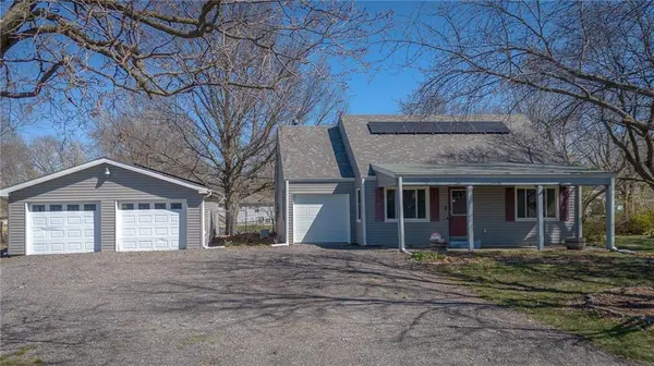 11131 N Oak Trafficway, Kansas City, MO 64155
