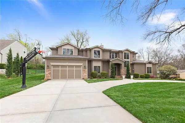 9743 Sagamore RD, Leawood, KS 66206