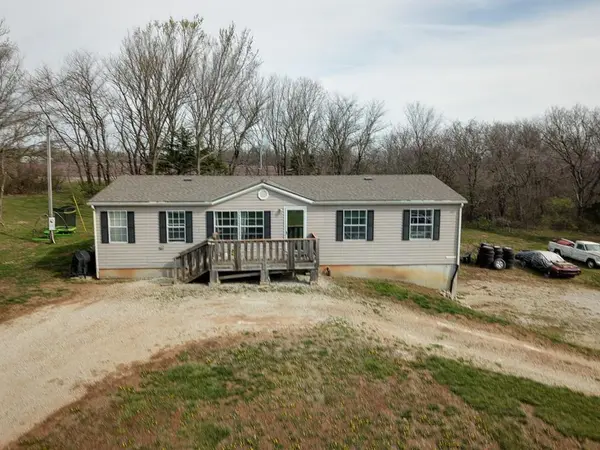 965 NW 525th RD, Centerview, MO 64019
