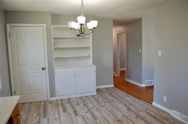 523 Santa Fe ST, Leavenworth, KS 66048