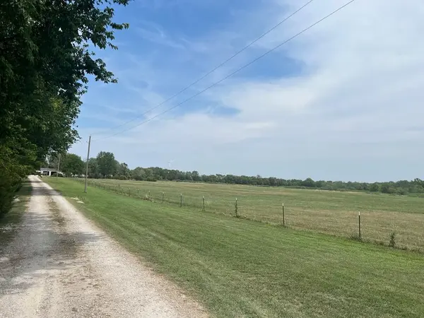 10750 80th RD, Galesburg, KS 66740