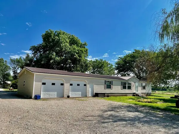 10750 80th RD, Galesburg, KS 66740