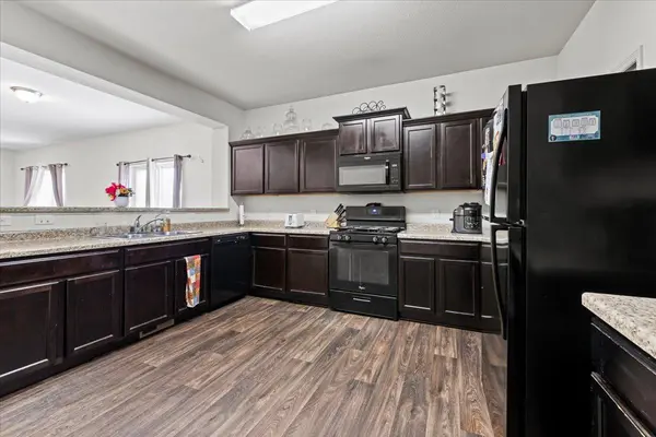 1114 Sunset AVE, Montrose, MN 55363