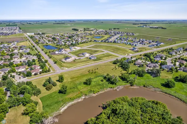 4800 4th ST S, Moorhead, MN 56560