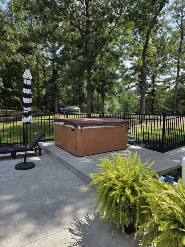 76 Muirfield Way, Benton, KY 42025