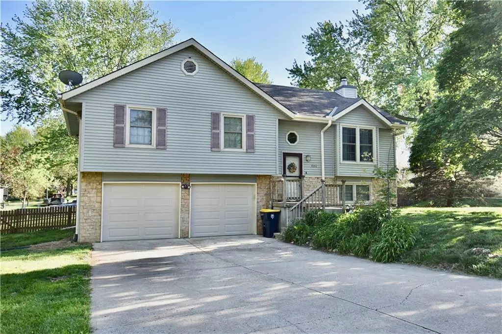1513 NE 113th TER, Kansas City, MO 64155