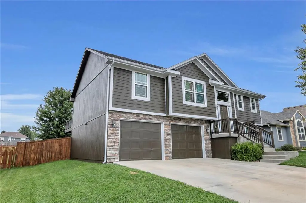 3217 N 124th ST, Kansas City, KS 66109