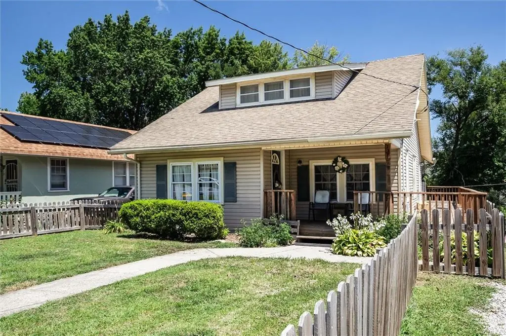 721 Old Orchard AVE, Excelsior Springs, MO 64024