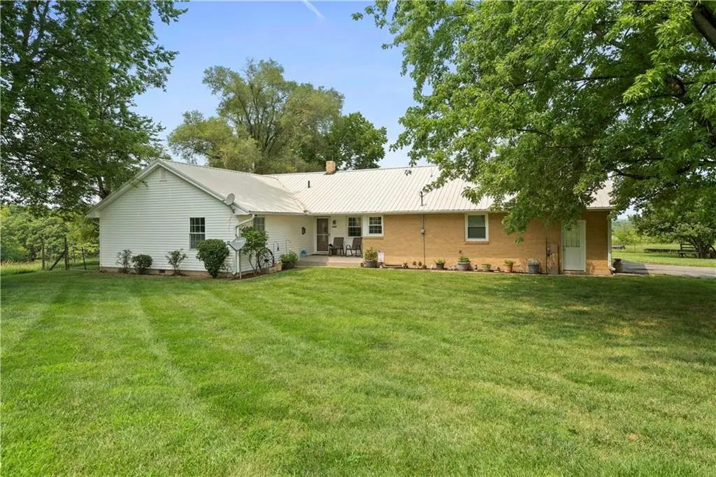 1615 N Outer Belt RD, Levasy, MO 64088