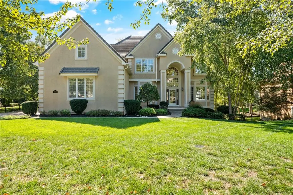 2505 W 141st ST, Leawood, KS 66224