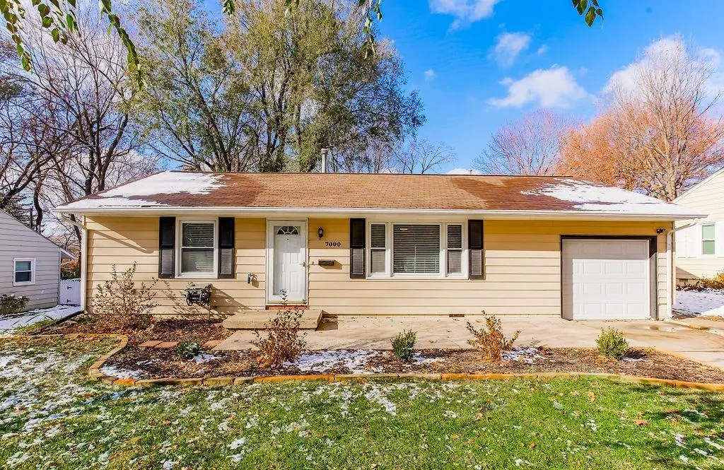 7000 Woodson ST, Overland Park, KS 66204