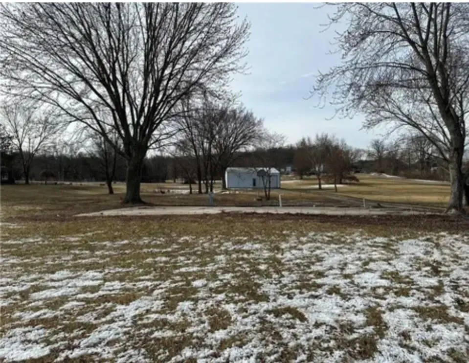32009 E Ryan RD, Grain Valley, MO 64029