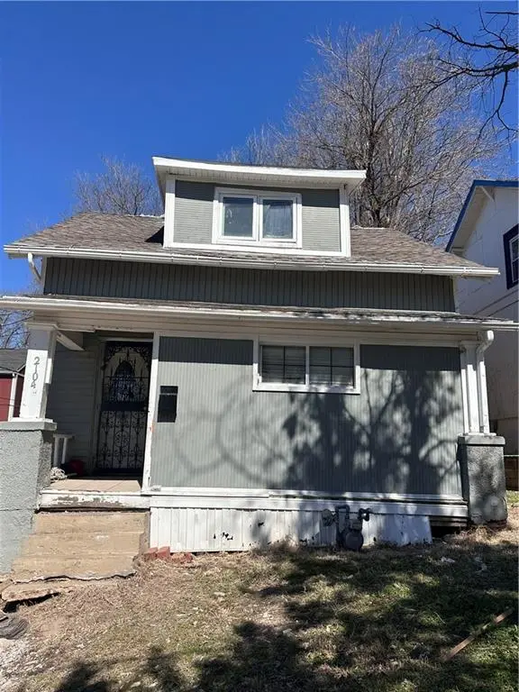 2104 E 24th TER, Kansas City, MO 64127