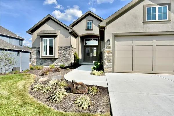 7721 N Donnelly AVE, Kansas City, MO 64158