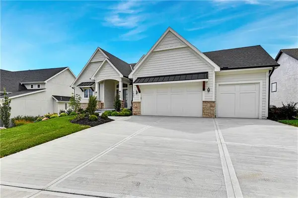 3807 W 158 TER, Overland Park, KS 66224