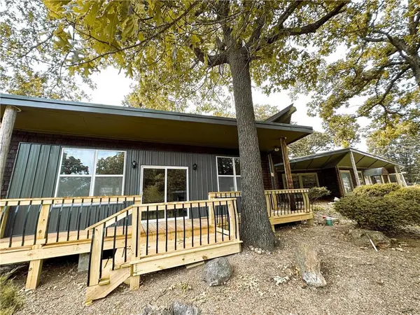28355 Panorama RD, Warsaw, MO 65355