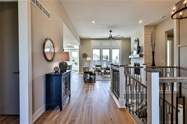 800 SE Cody CT, Blue Springs, MO 64014