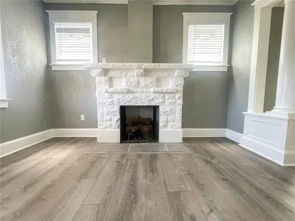 2802 Monroe AVE, Kansas City, MO 64128