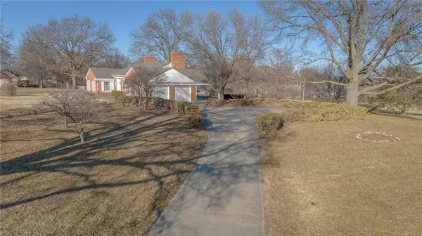 631 Wollard BLVD, Richmond, MO 64085