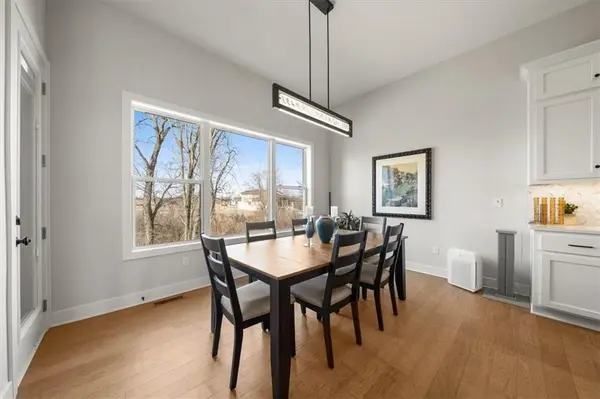 8928 Greeley ST Lenexa, KS 66227