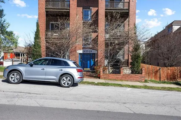 1827 Washington ST, Kansas City, MO 64108