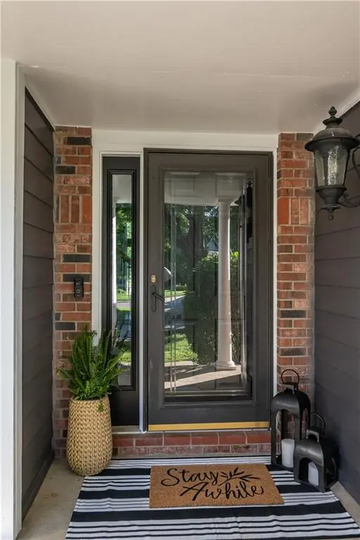 2309 NE Quonset CT, Blue Springs, MO 64014