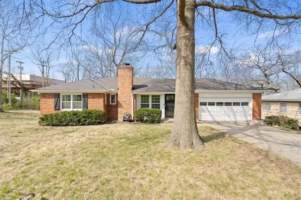 5530 Broadmoor ST, Mission, KS 66202