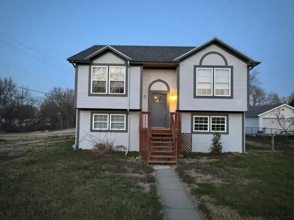 101 S Paul DR, Sibley, MO 64088