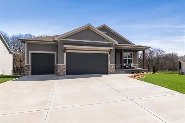 12595 NW Larkspur LN, Platte City, MO 64079