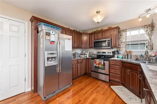 1903 161st TER, Basehor, KS 66007
