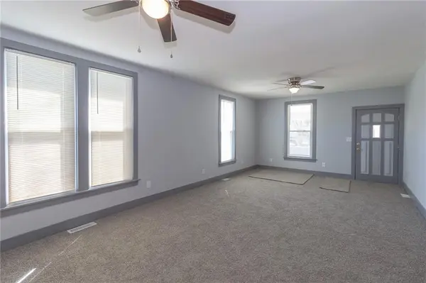 618 Park AVE, Excelsior Springs, MO 64024
