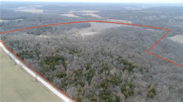 0000 Rattlesnake RD, Richmond, MO 64085