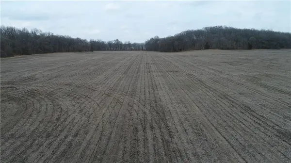 0000 Rattlesnake RD, Richmond, MO 64085