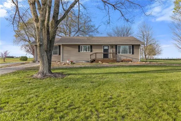 409 SW 1200 RD, Chilhowee, MO 64733