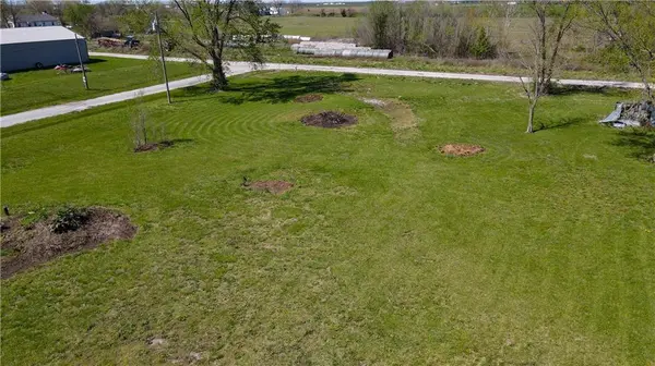 TBD Gen try RD, Weaubleau, MO 65774