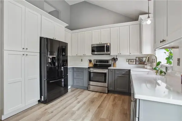 11011 N Farley AVE, Kansas City, MO 64157
