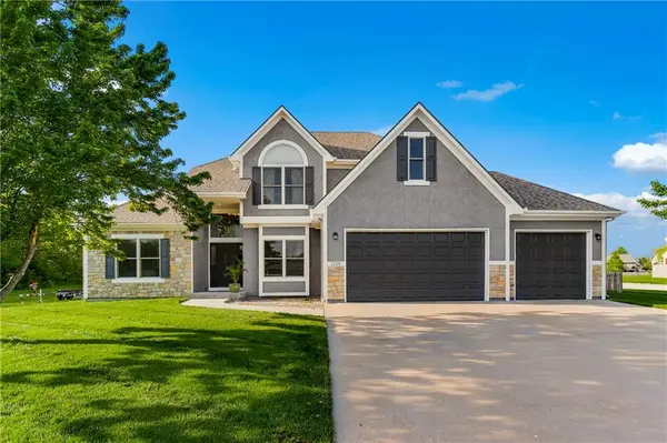 1228 S 13th ST, Louisburg, KS 66053