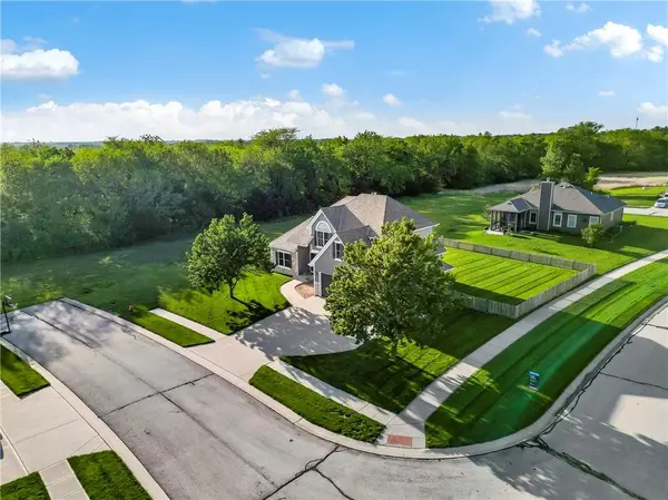 1228 S 13th ST, Louisburg, KS 66053