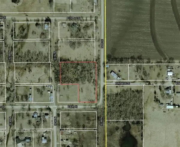 N 8th ST, Blue Mound, KS 66010