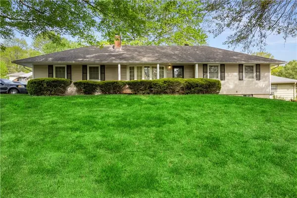 13000 E 54th TER, Kansas City, MO 64133