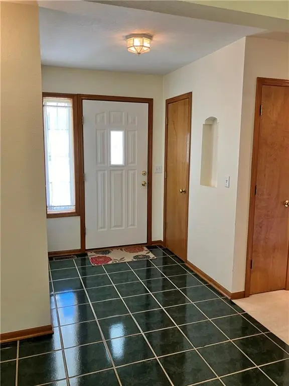 100 E 8th ST, Adrian, MO 64720