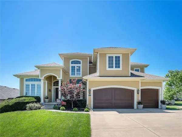 15720 Eby ST, Overland Park, KS 66221